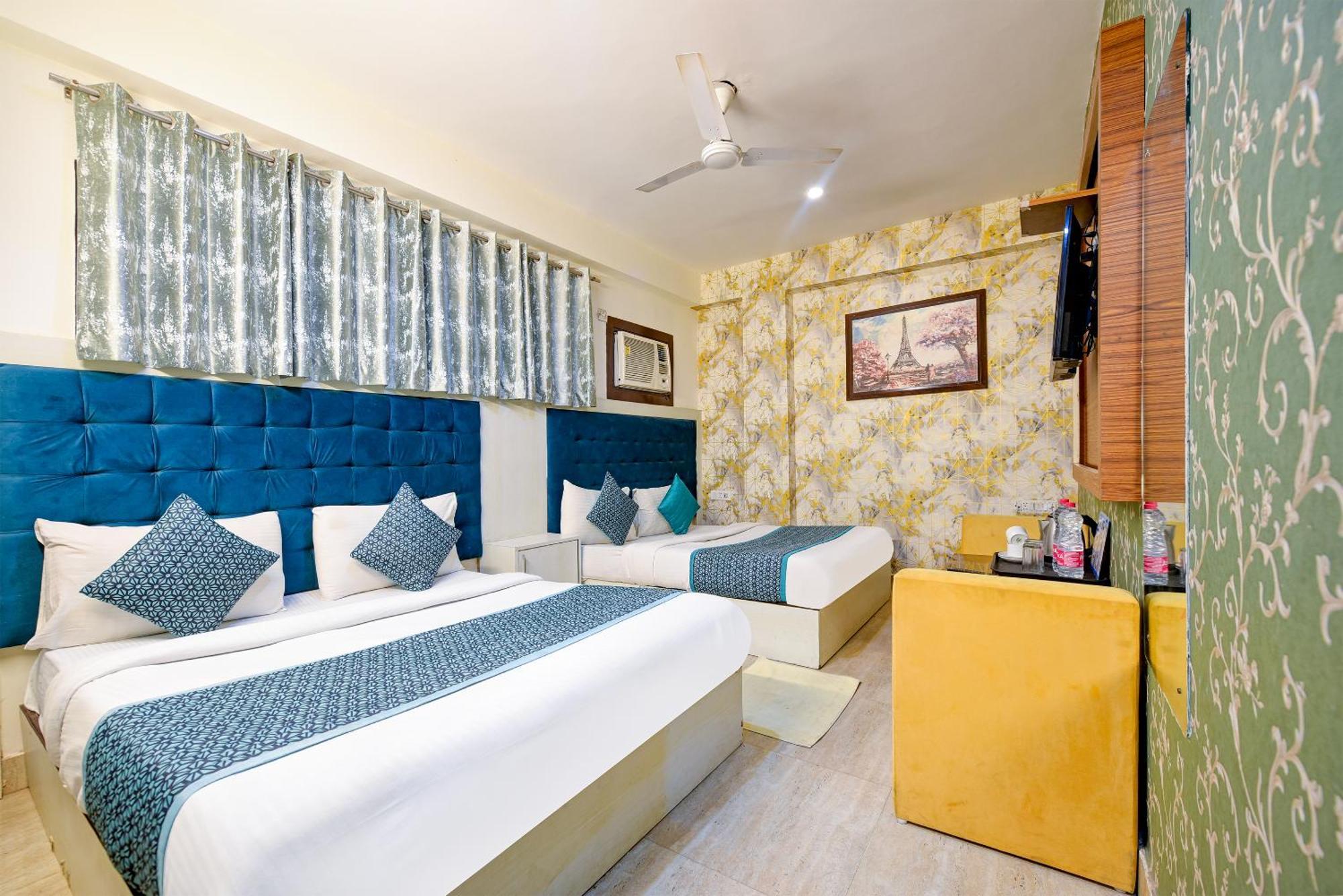 Hotel Skywood At Airport Új-Delhi Kültér fotó